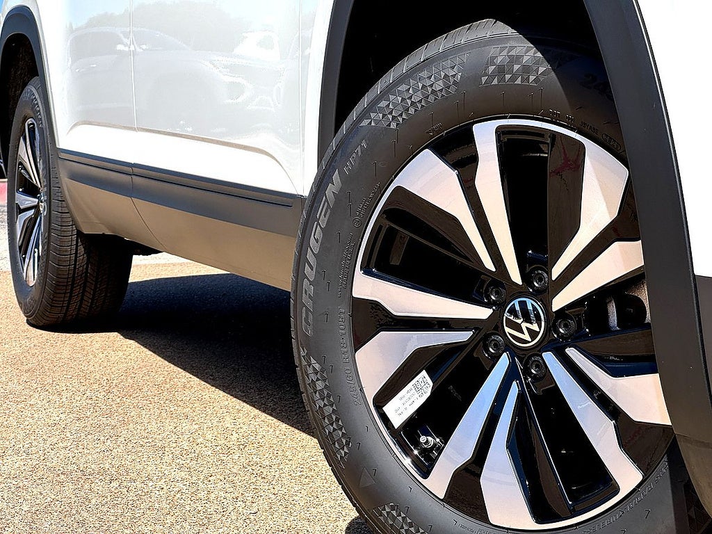 2026 Volkswagen Atlas Cross Sport 2.0T SE