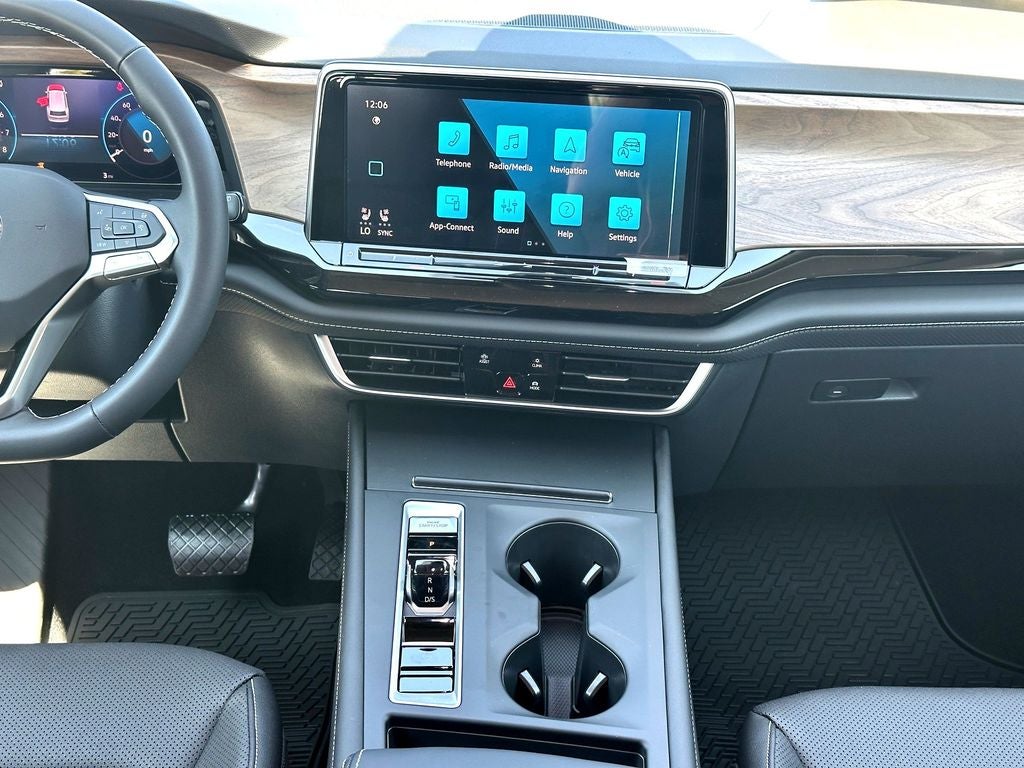 2026 Volkswagen Atlas 2.0T SE