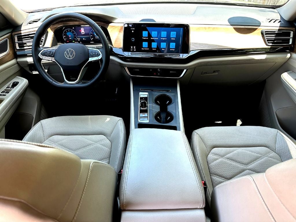 2024 Volkswagen Atlas 2.0T SE