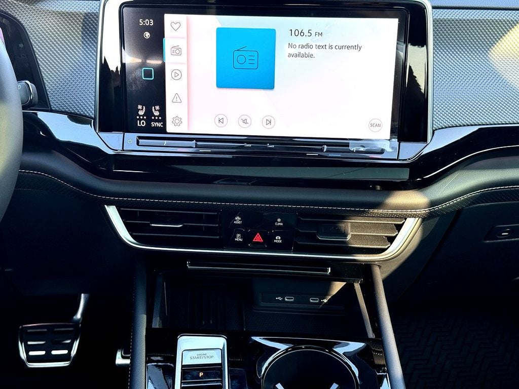 2026 Volkswagen Atlas Cross Sport 2.0T SEL Premium R-Line