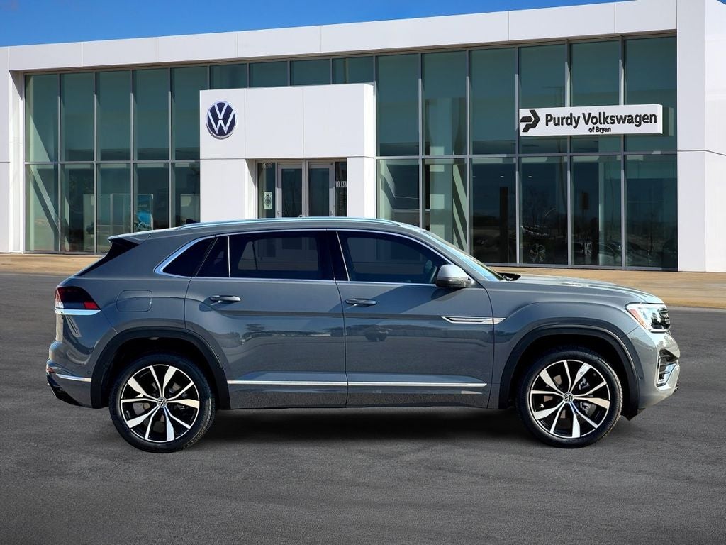 2026 Volkswagen Atlas Cross Sport 2.0T SEL Premium R-Line