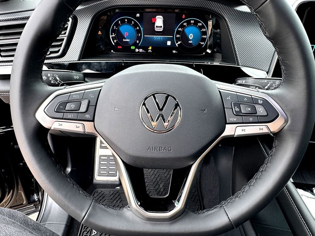 2026 Volkswagen Atlas Cross Sport 2.0T SEL Premium R-Line