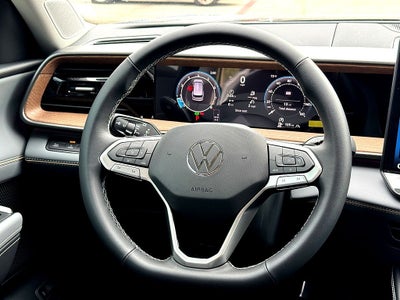 2027 Volkswagen Atlas SE w/Technology