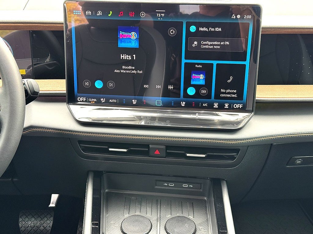 2027 Volkswagen Atlas SE w/Technology