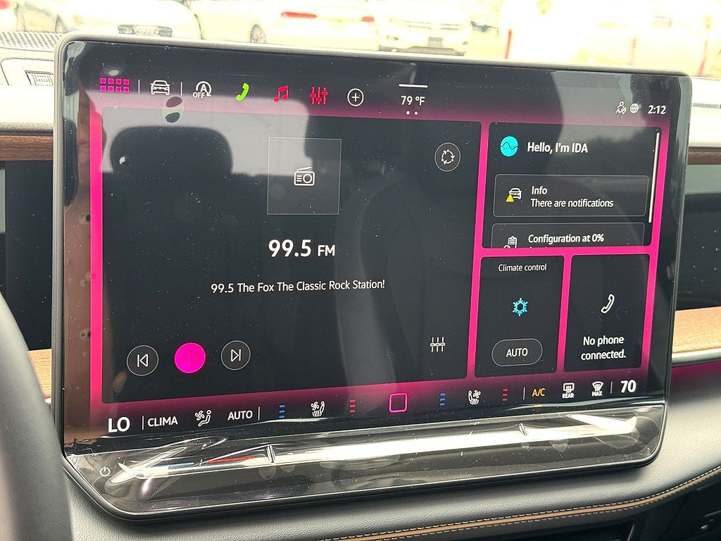 2027 Volkswagen Atlas SE w/Technology