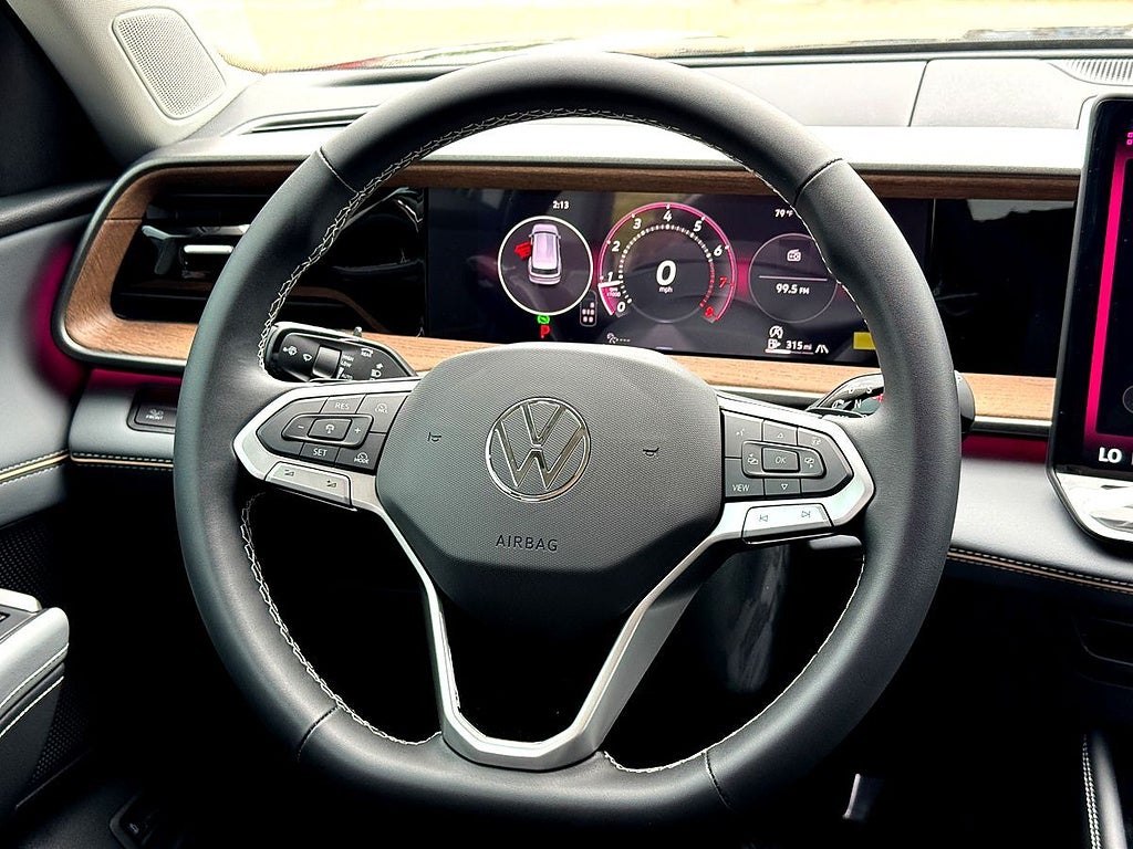 2027 Volkswagen Atlas SE w/Technology