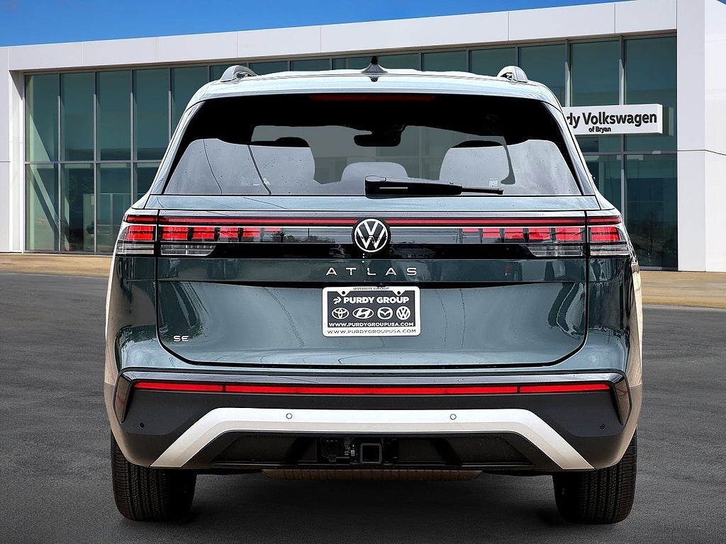 2027 Volkswagen Atlas SE w/Technology