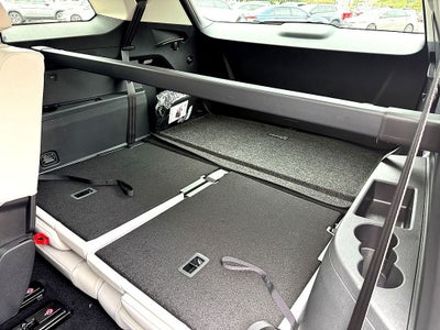 2027 Volkswagen Atlas SE w/Technology
