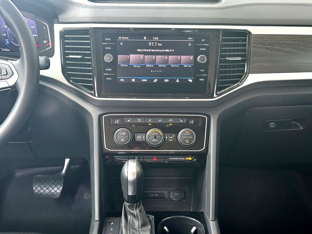 2022 Volkswagen Atlas 3.6L V6 SE w/Technology