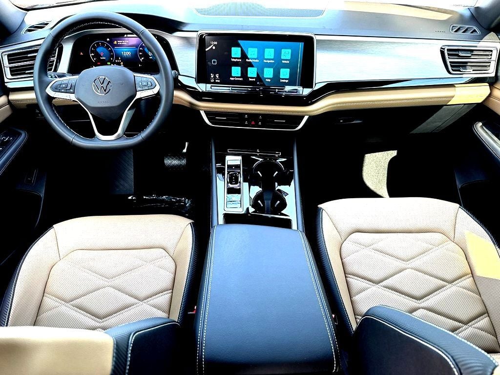 2026 Volkswagen Atlas Cross Sport 2.0T SE w/Technology