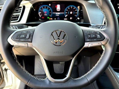 2024 Volkswagen Atlas Cross Sport 2.0T SE w/Technology
