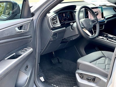 2026 Volkswagen Atlas Cross Sport SE w/Technology