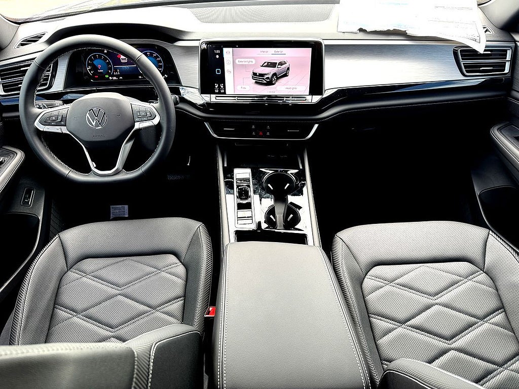 2026 Volkswagen Atlas Cross Sport SE w/Technology