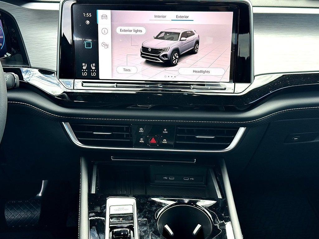 2026 Volkswagen Atlas Cross Sport SE w/Technology