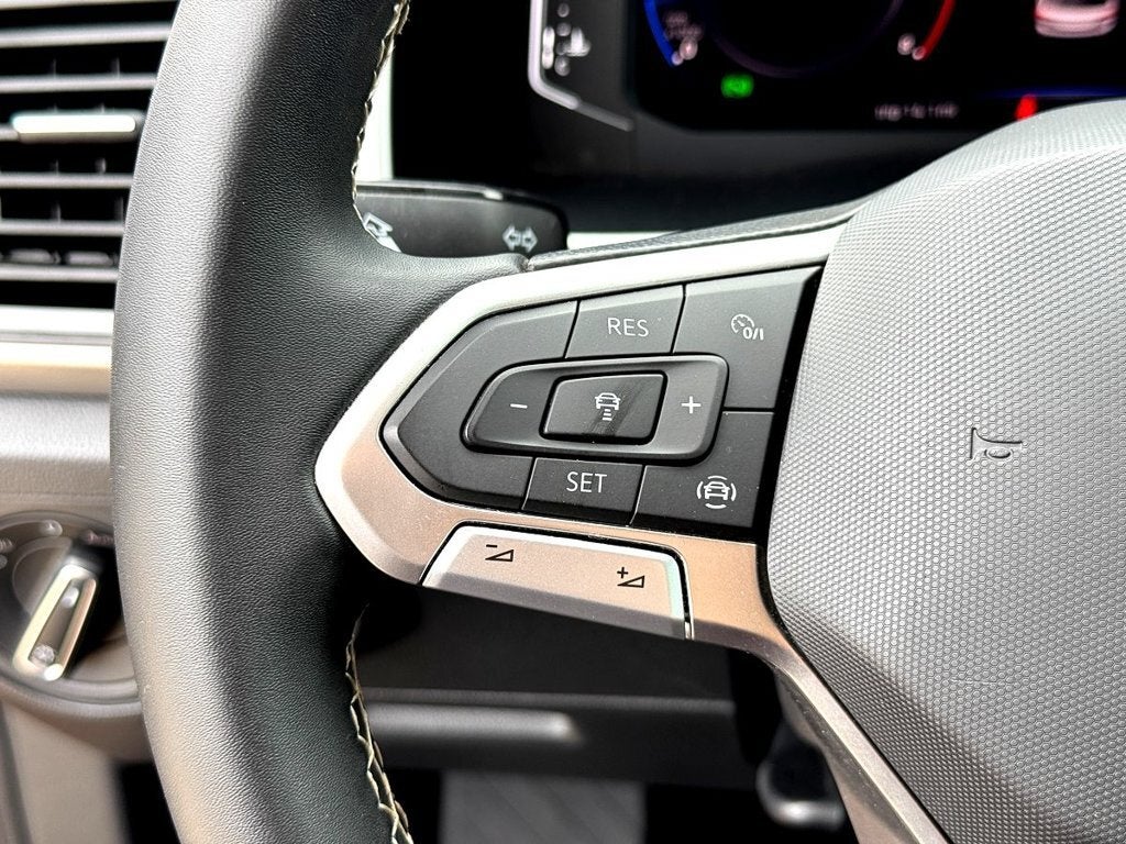 2023 Volkswagen Atlas V6 SE
