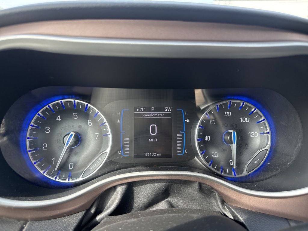 2024 Chrysler Voyager LX