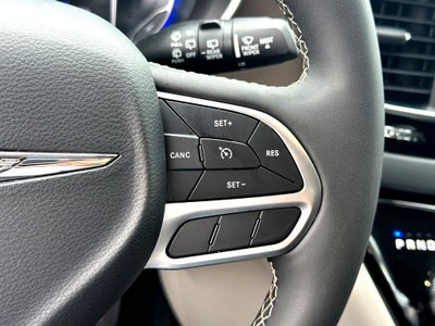 2024 Chrysler Voyager LX