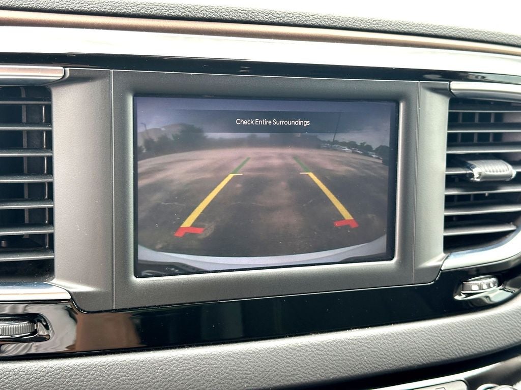 2024 Chrysler Voyager LX