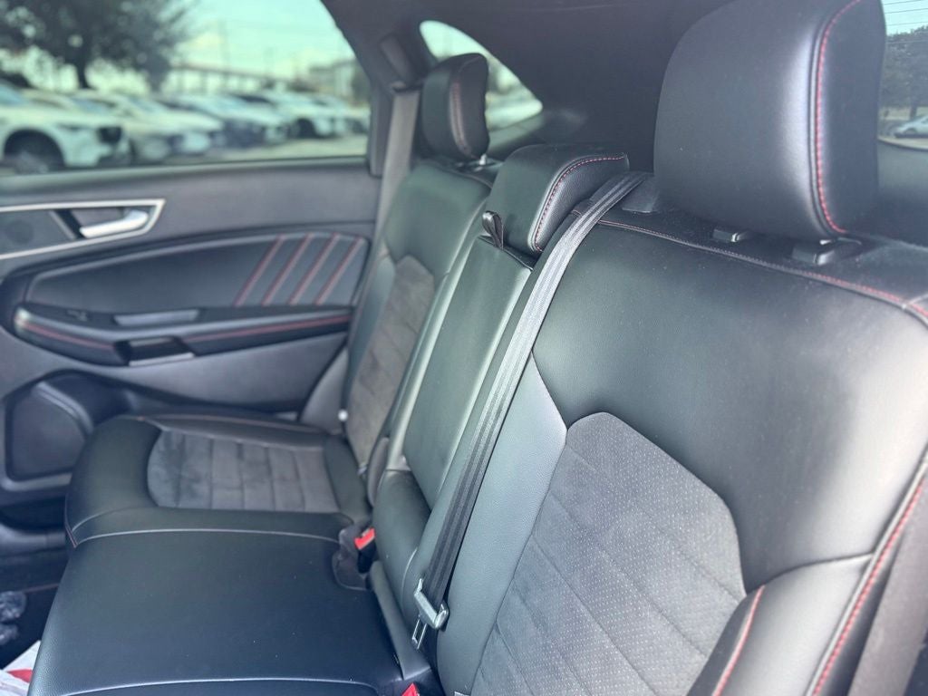 2021 Ford Edge ST Line