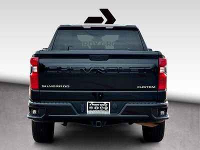 2022 Chevrolet Silverado 1500 Custom