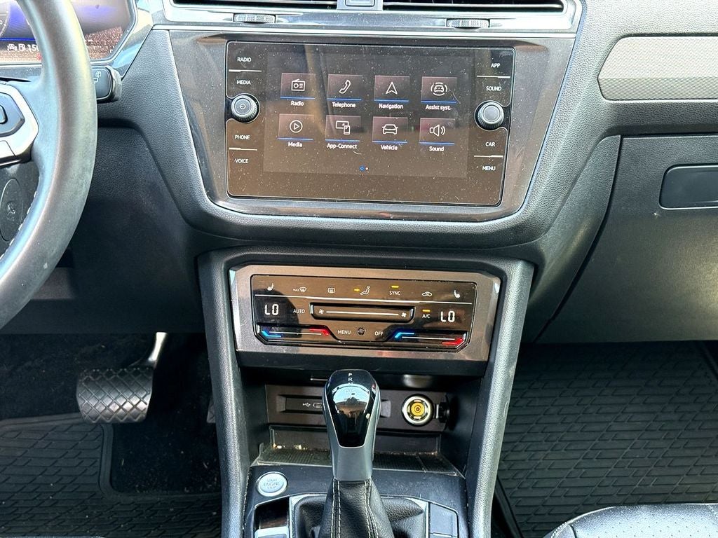 2024 Volkswagen Tiguan 2.0T SE