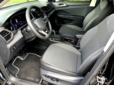 2026 Volkswagen Taos 1.5T SE Black