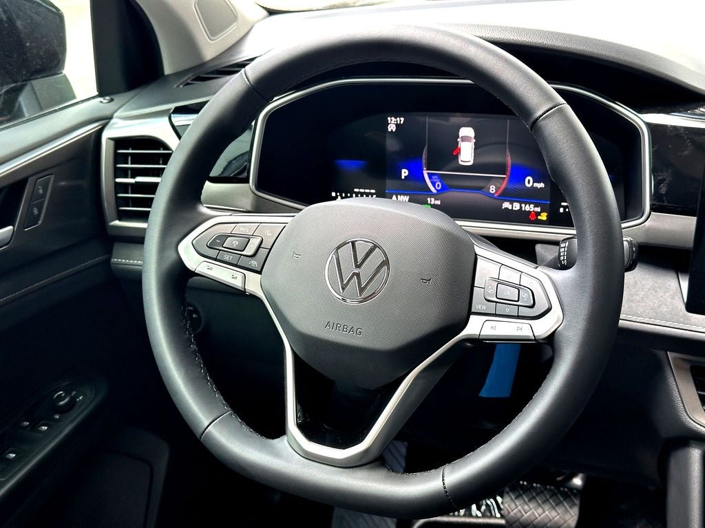 2026 Volkswagen Taos 1.5T SE Black