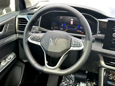 2026 Volkswagen Taos 1.5T SE Black