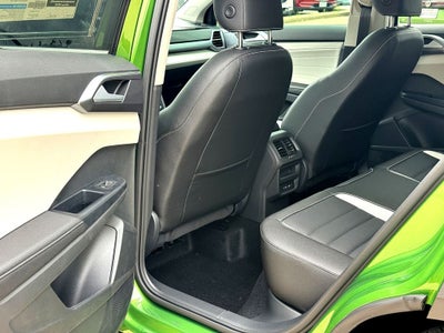2026 Volkswagen Taos 1.5T SEL