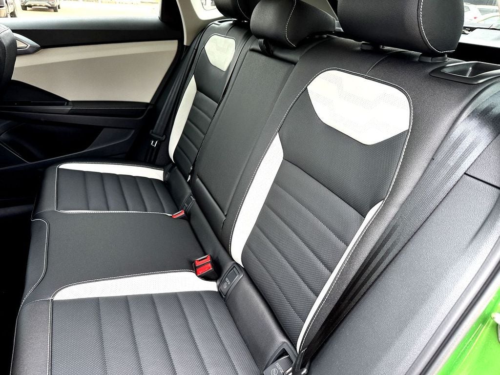 2026 Volkswagen Taos 1.5T SEL