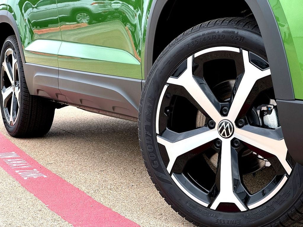 2026 Volkswagen Taos 1.5T SEL