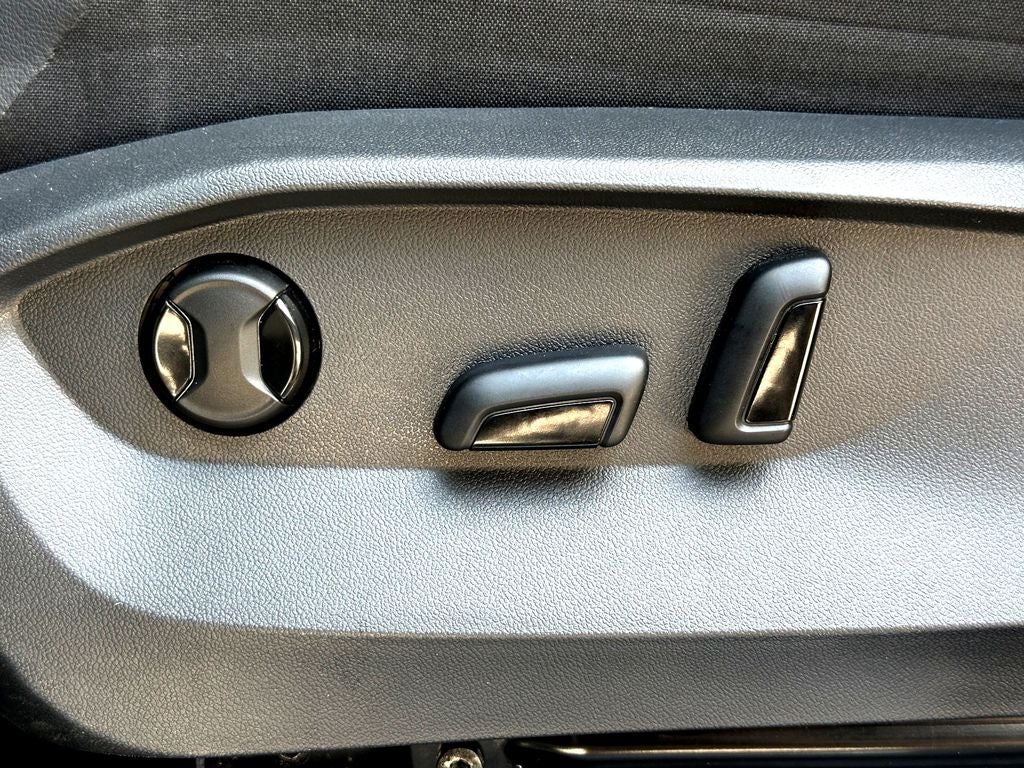 2024 Volkswagen Tiguan 2.0T Wolfsburg Edition