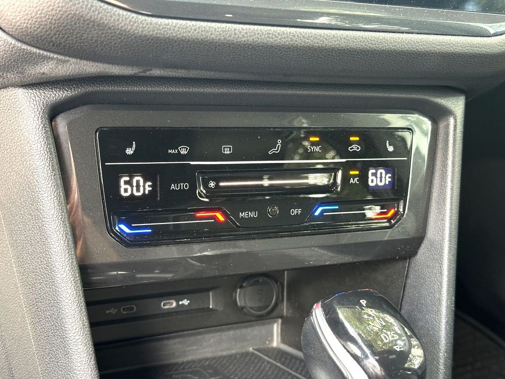 2023 Volkswagen Tiguan 2.0T SE R-Line Black