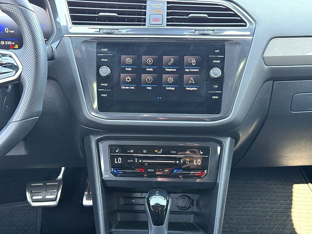 2023 Volkswagen Tiguan 2.0T SE R-Line Black