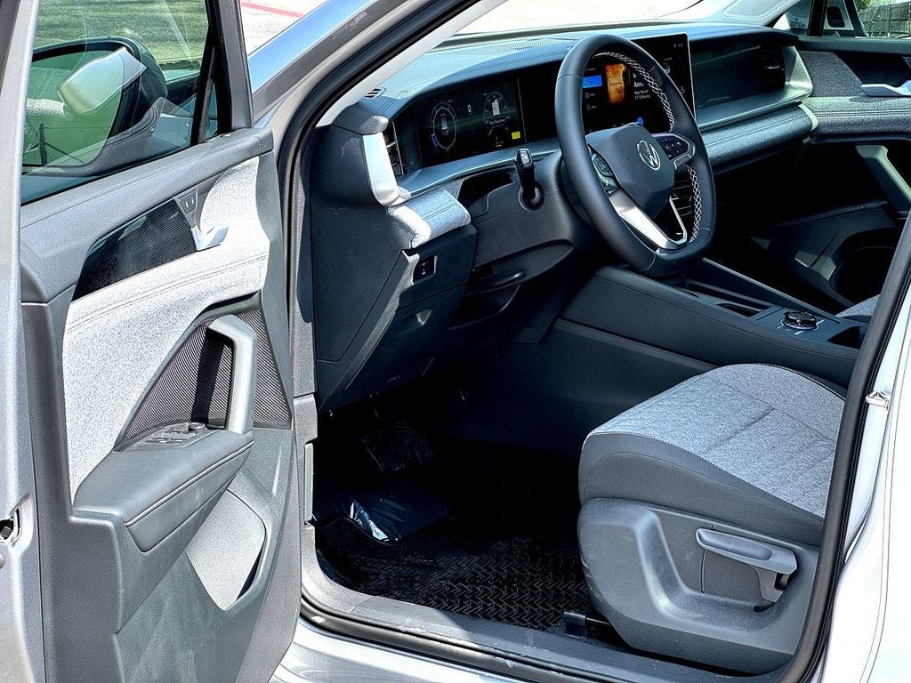 2025 Volkswagen Tiguan 2.0T S