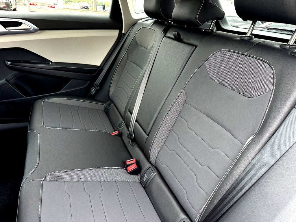 2027 Volkswagen Taos 1.5T SE