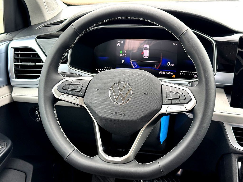 2027 Volkswagen Taos 1.5T SE