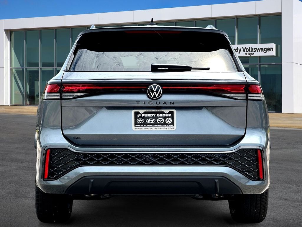 2026 Volkswagen Tiguan 2.0T SE R-Line Black
