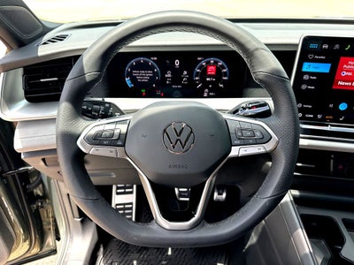2026 Volkswagen Tiguan 2.0T SE R-Line Black