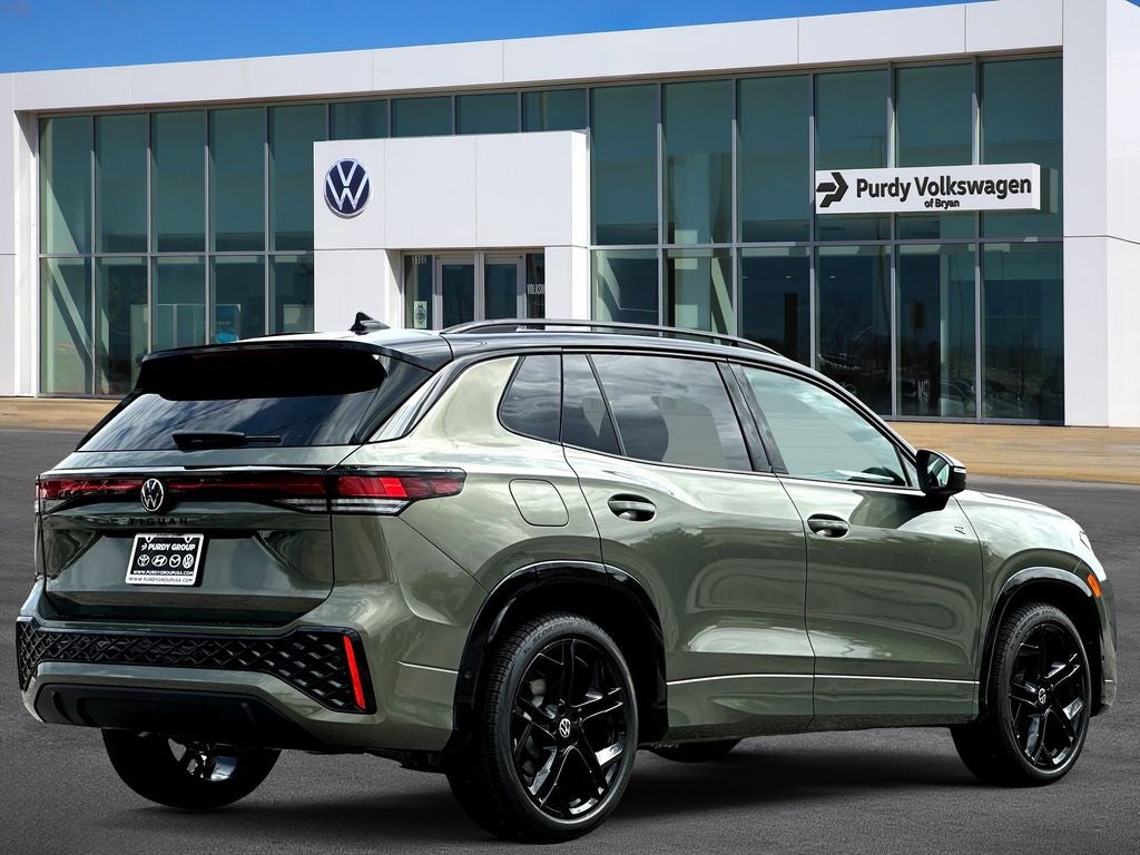 2026 Volkswagen Tiguan 2.0T SE R-Line Black