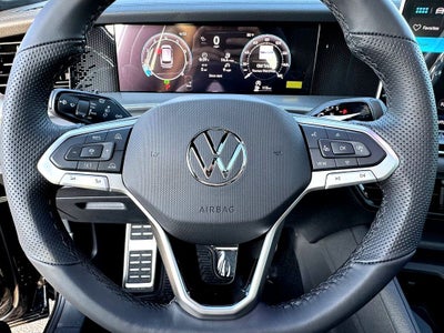 2026 Volkswagen Tiguan 2.0T SE R-Line Black