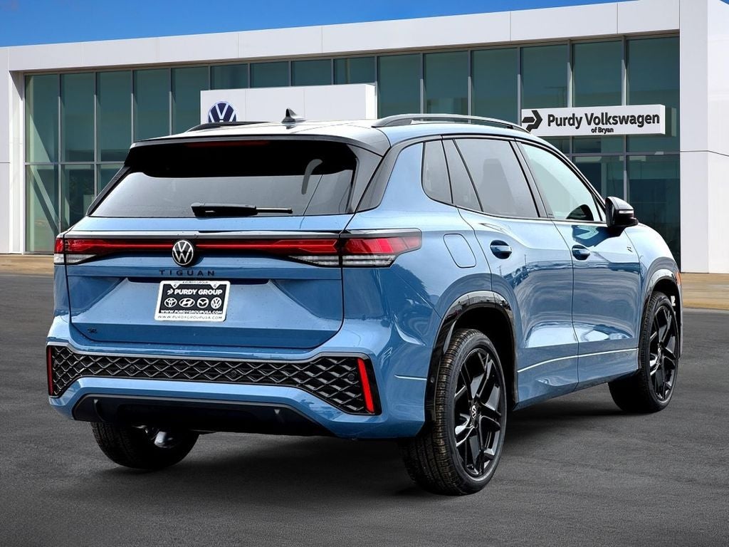 2026 Volkswagen Tiguan 2.0T SE R-Line Black