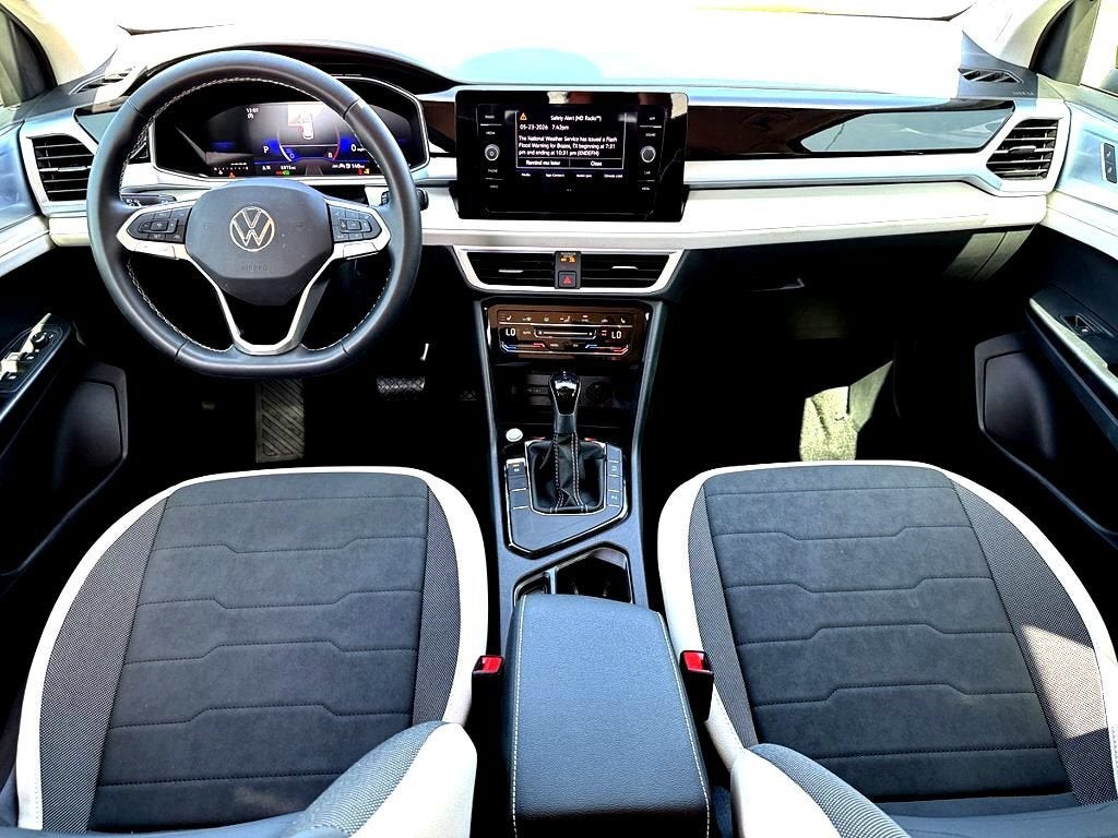 2026 Volkswagen Taos SE