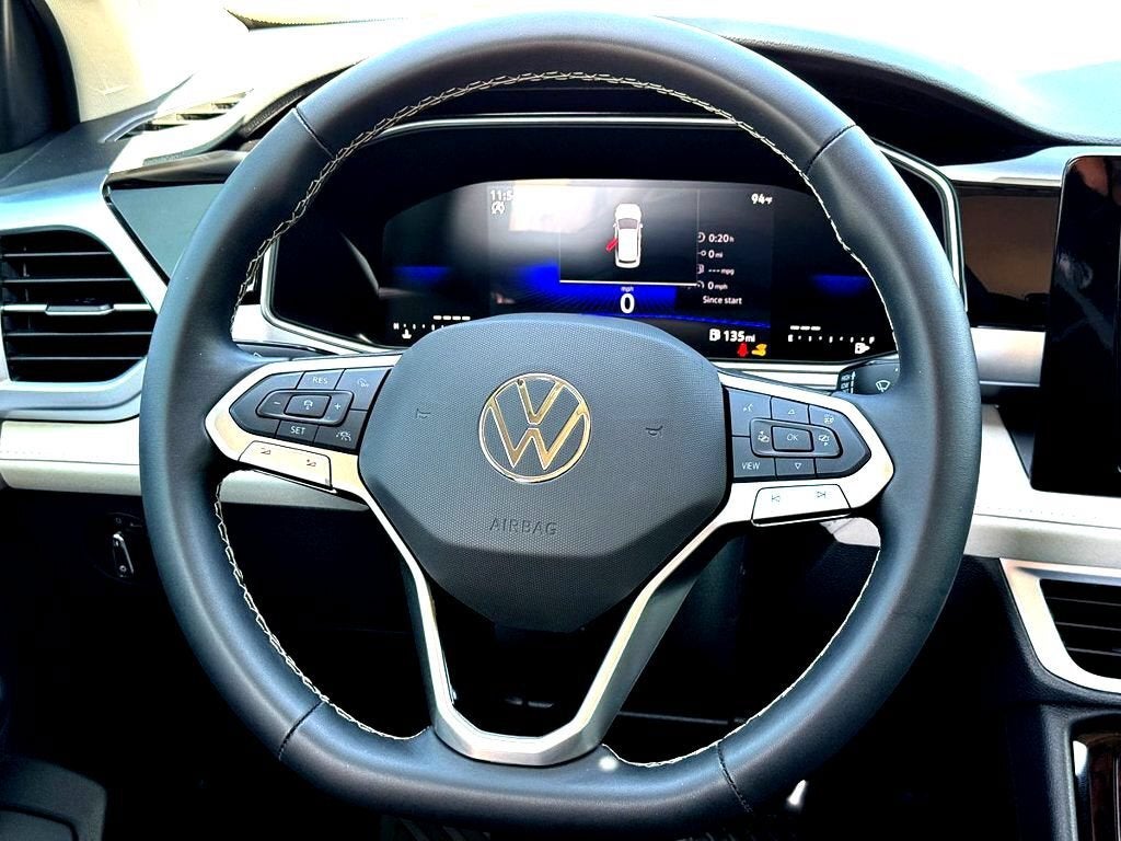 2026 Volkswagen Taos SE