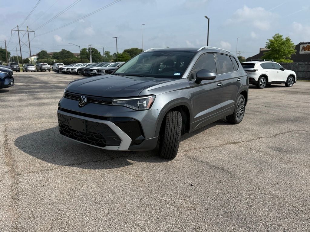 2025 Volkswagen Taos 1.5T SE