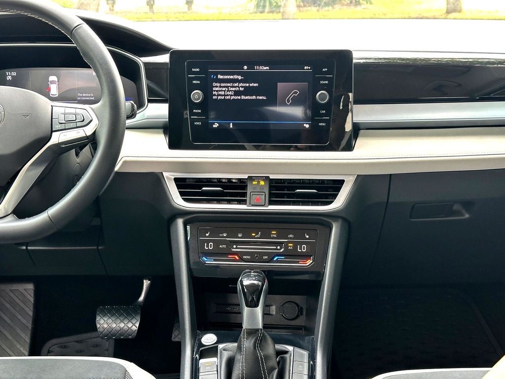 2025 Volkswagen Taos 1.5T SE