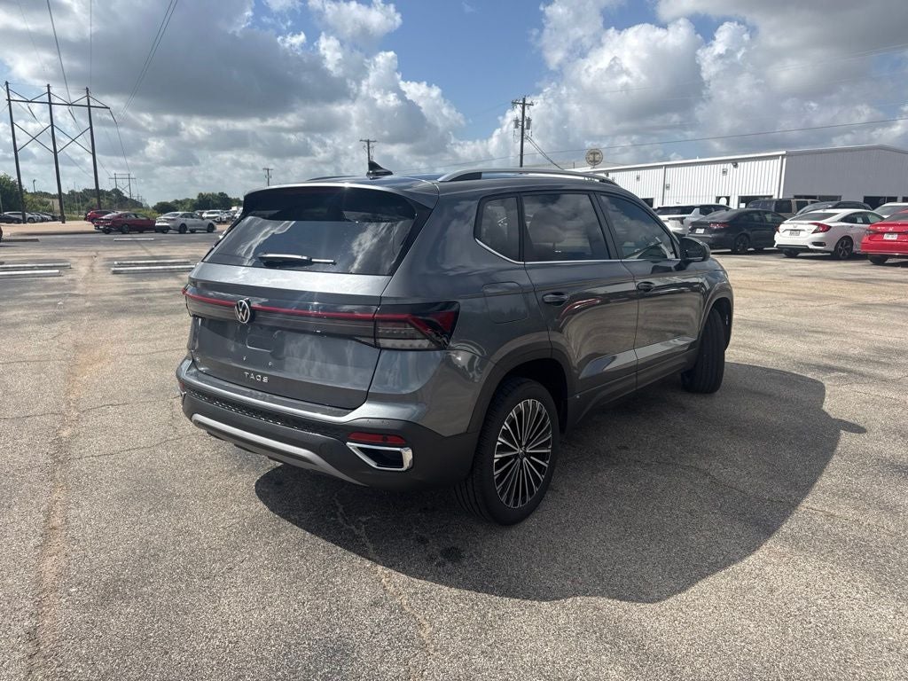 2025 Volkswagen Taos 1.5T SE
