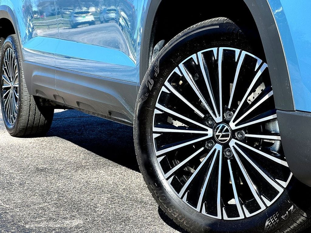 2025 Volkswagen Taos 1.5T SE