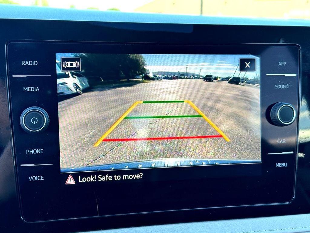 2025 Volkswagen Taos 1.5T SE