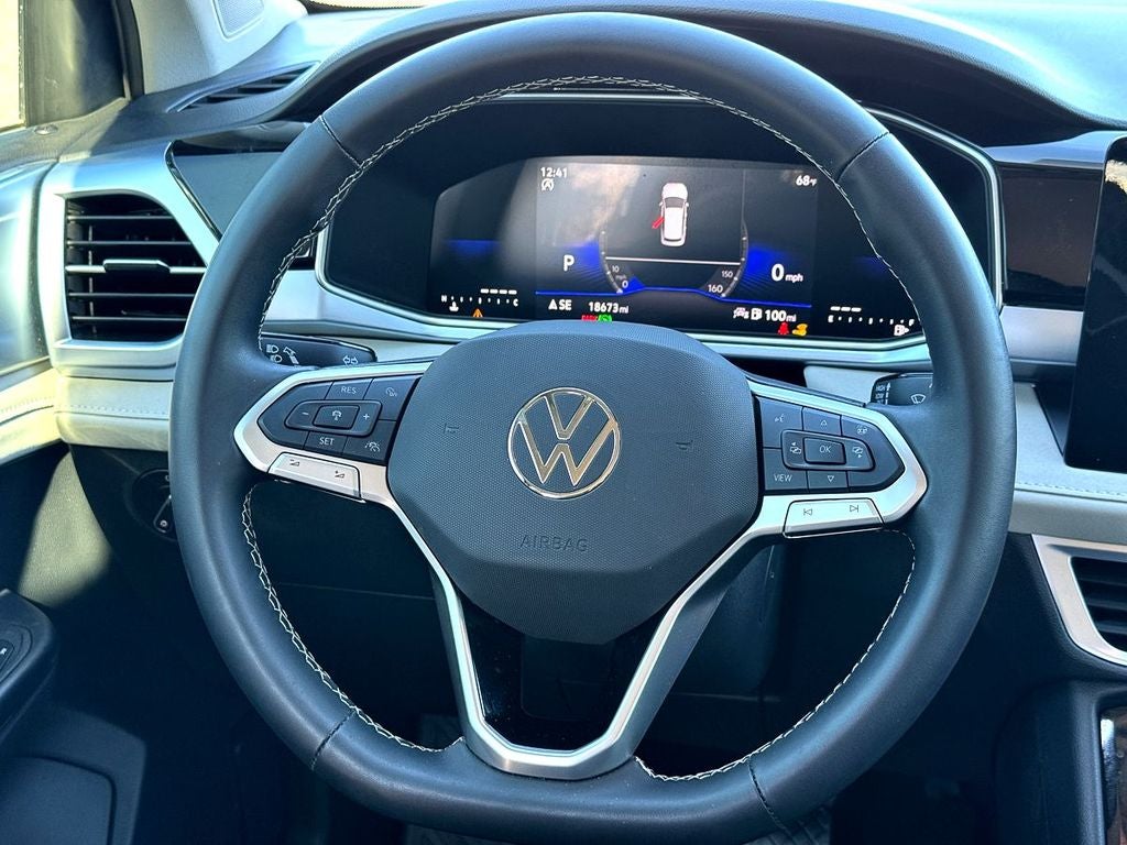 2025 Volkswagen Taos 1.5T SE